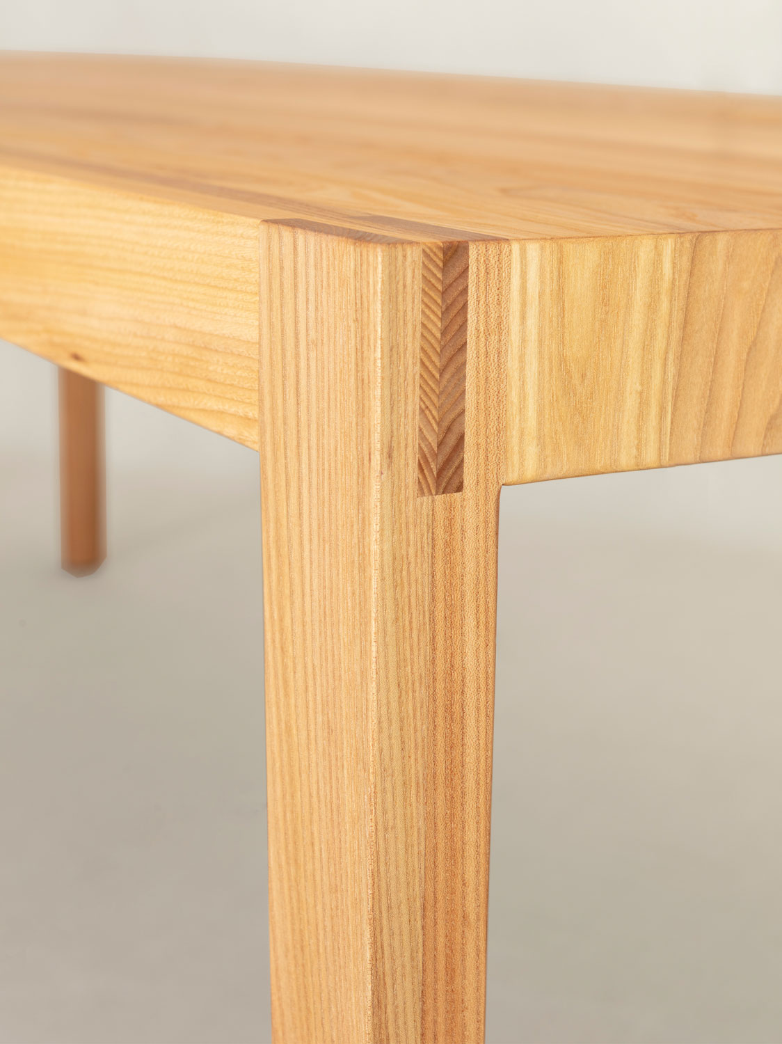 Esstisch Iberis, Ulme massiv (Massivholz), 230 × 85 cm